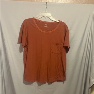 a.n.a Women's Short Sleeve Tee in Rust